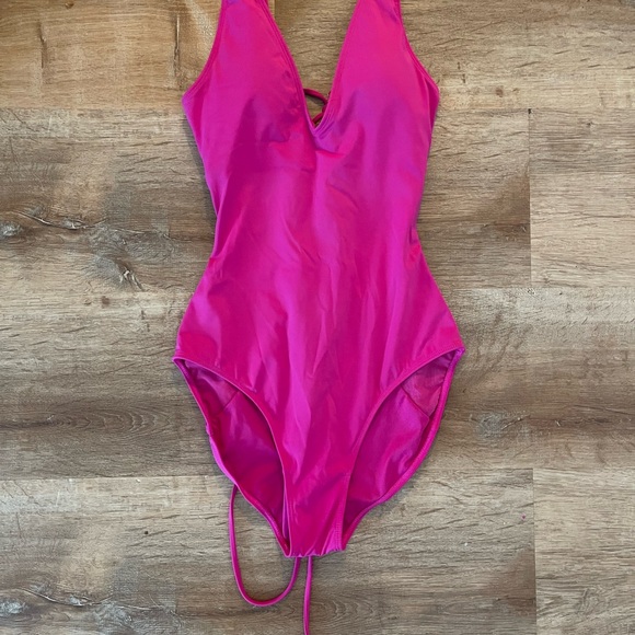 TA3 Plungey swimsuit - Picture 2 of 7
